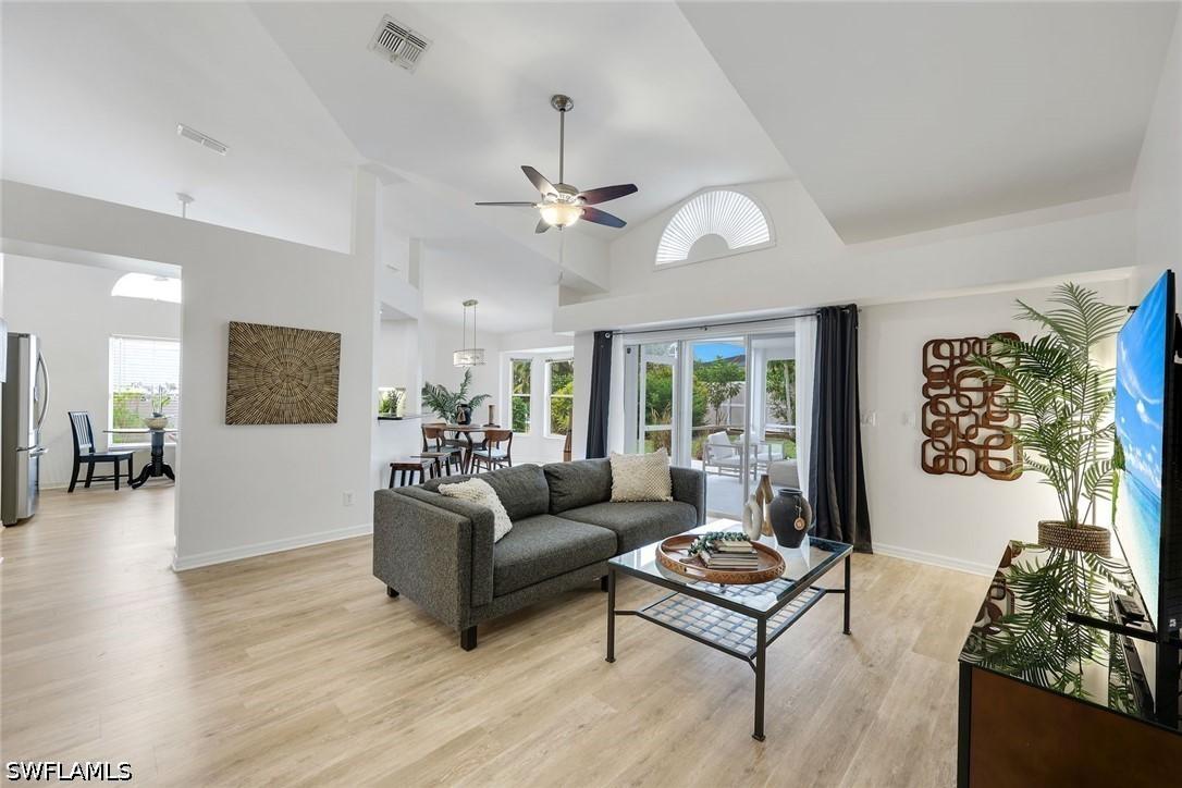 10951 Fieldfair Dr., Naples, FL 34119