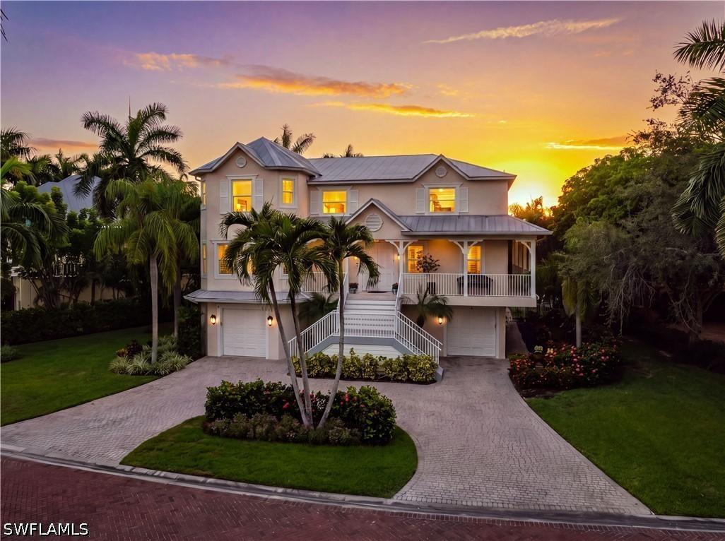 207 San Mateo Dr., Bonita Springs, FL 34134