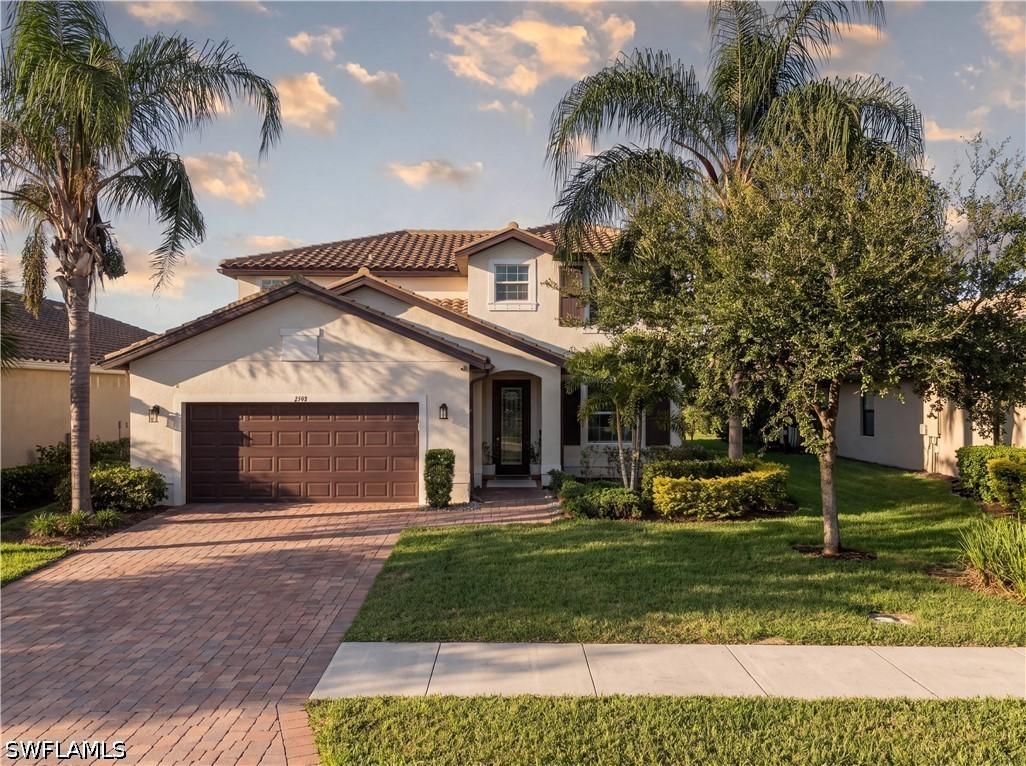 2109 Clementine St., Naples, FL 34120