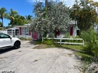 2579 Becca Ave., Naples, FL 34112
