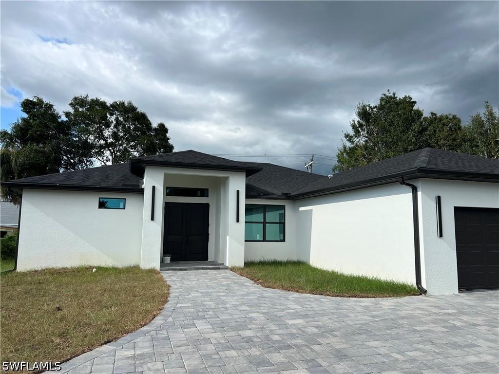 4727 Notthingham Dr., Fort Myers, FL 33905