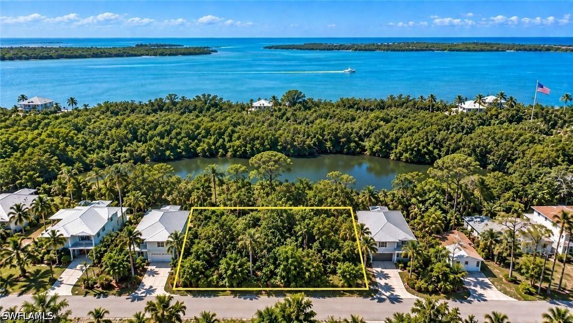 2950 Bourbon St., Englewood, FL 34224