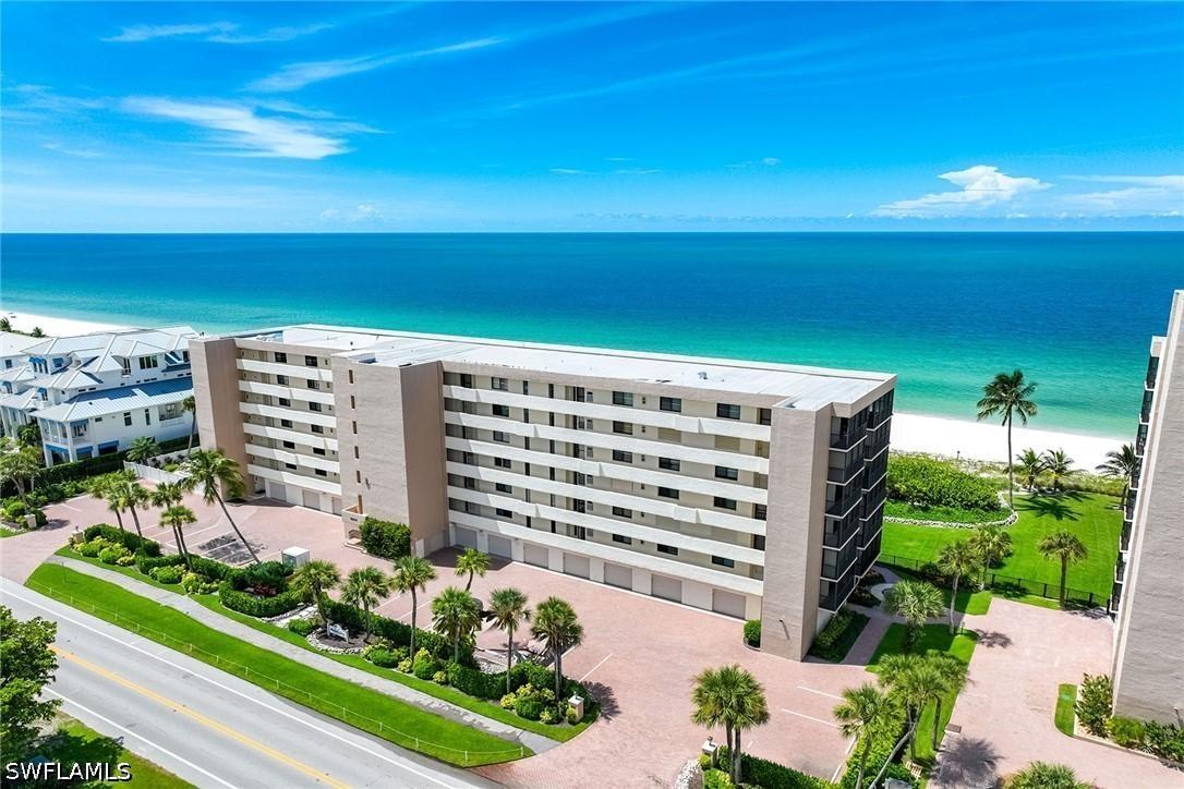10475 Gulf Shore Dr. #114, Naples, FL 34108
