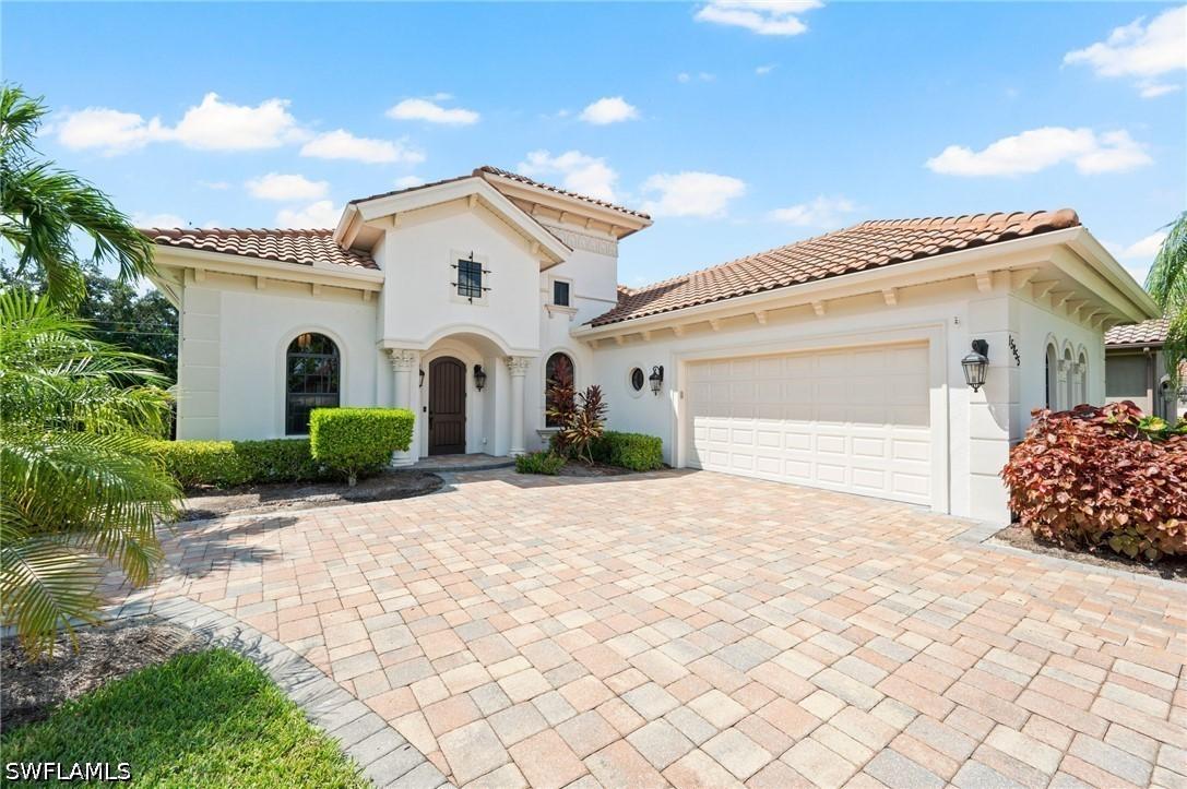 15855 Secoya Reserve Cir., Naples, FL 34110