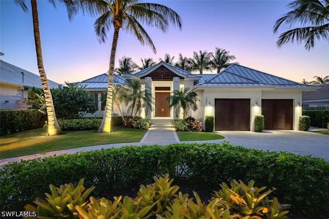 1880 Sandpiper St., Naples, FL 34102