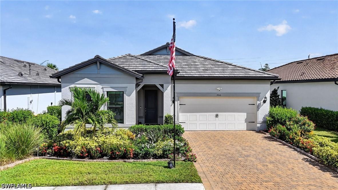 1955 Tripletail Ln., Naples, FL 34114