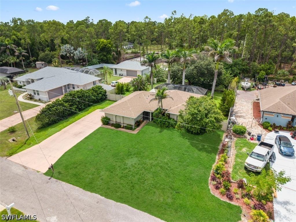 1111 Thompson Ave., Lehigh Acres, FL 33972