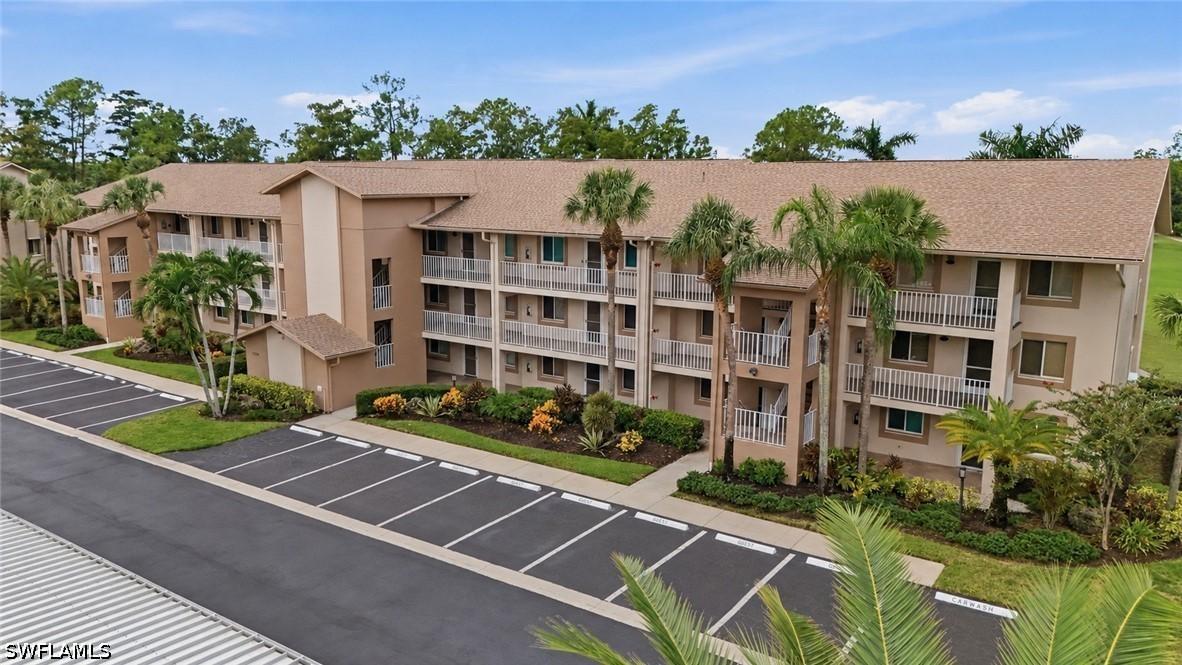 7300 Glenmoor Ln. #205, Naples, FL 34104