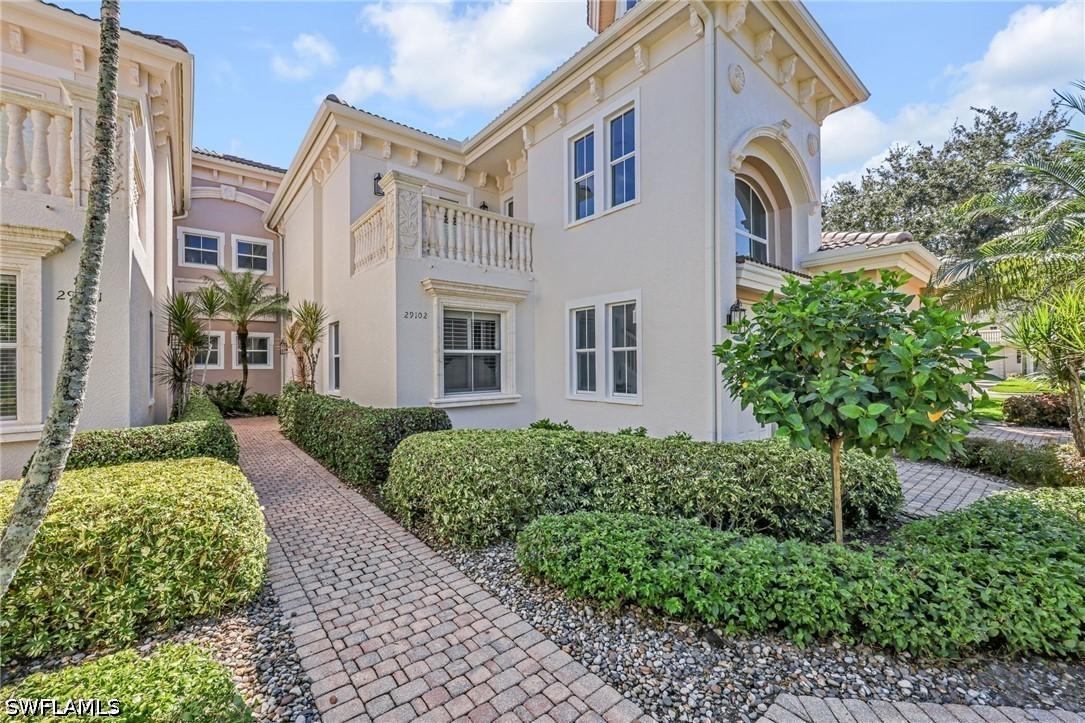 545 Avellino Isles Cir. #29102, Naples, FL 34119