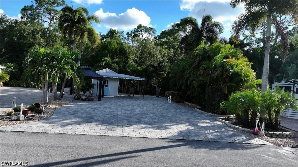 5846 Burrwood Ct., Fort Myers, FL 33905