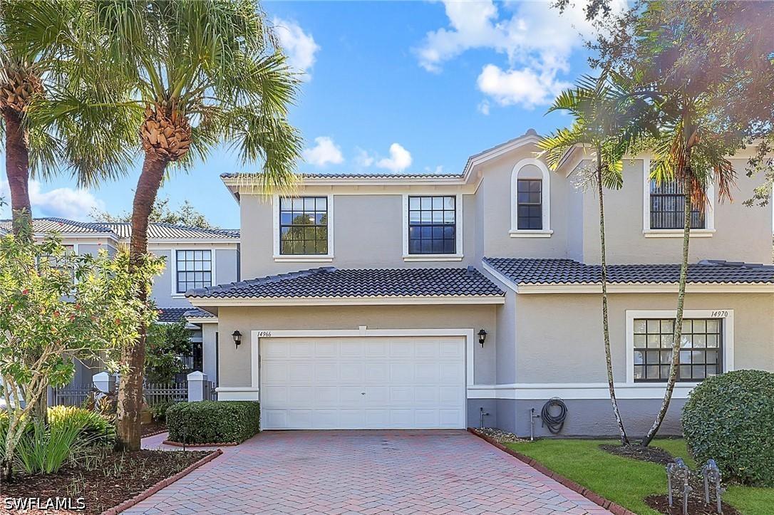 14966 Summit Place Cir. #14, Naples, FL 34119