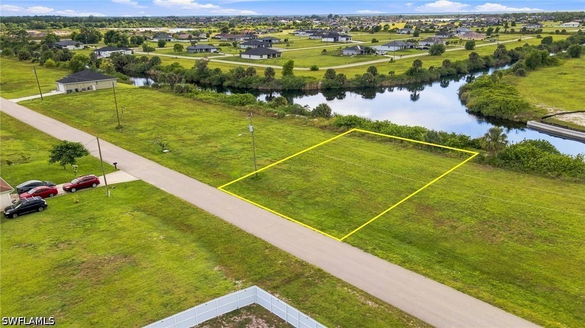 3902 NW 37th Ave., Cape Coral, FL 33993