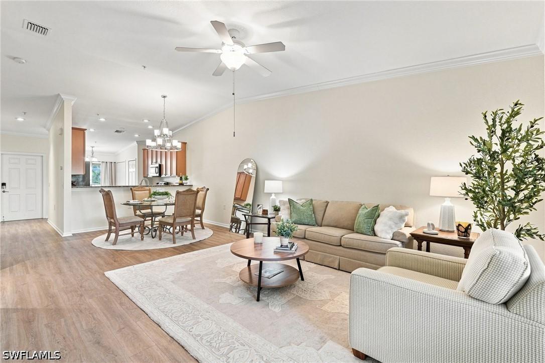 9832 Venezia Cir. #1025, Naples, FL 34113
