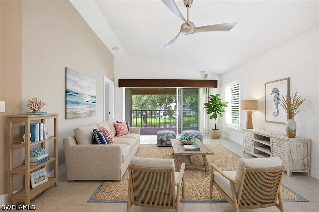 9856 Luna Cir. #204, Naples, FL 34109