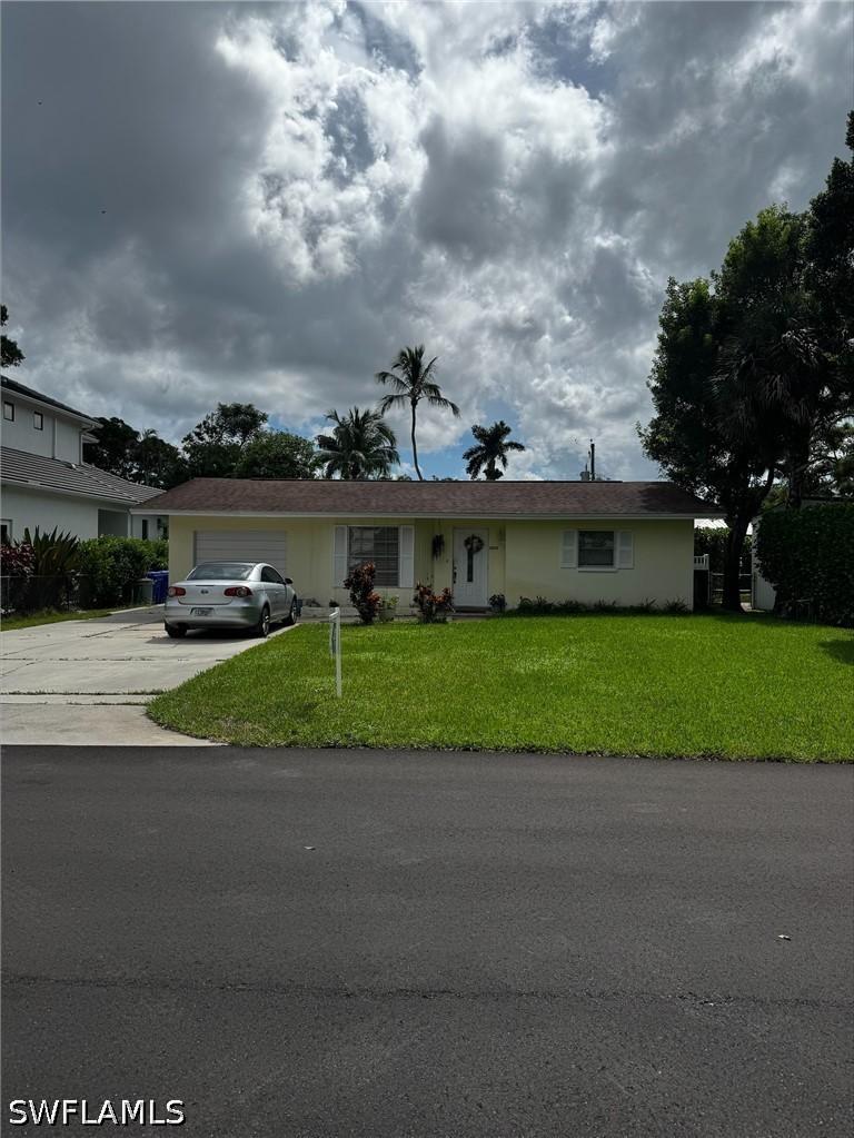 1270 10th Ave., Naples, FL 34102