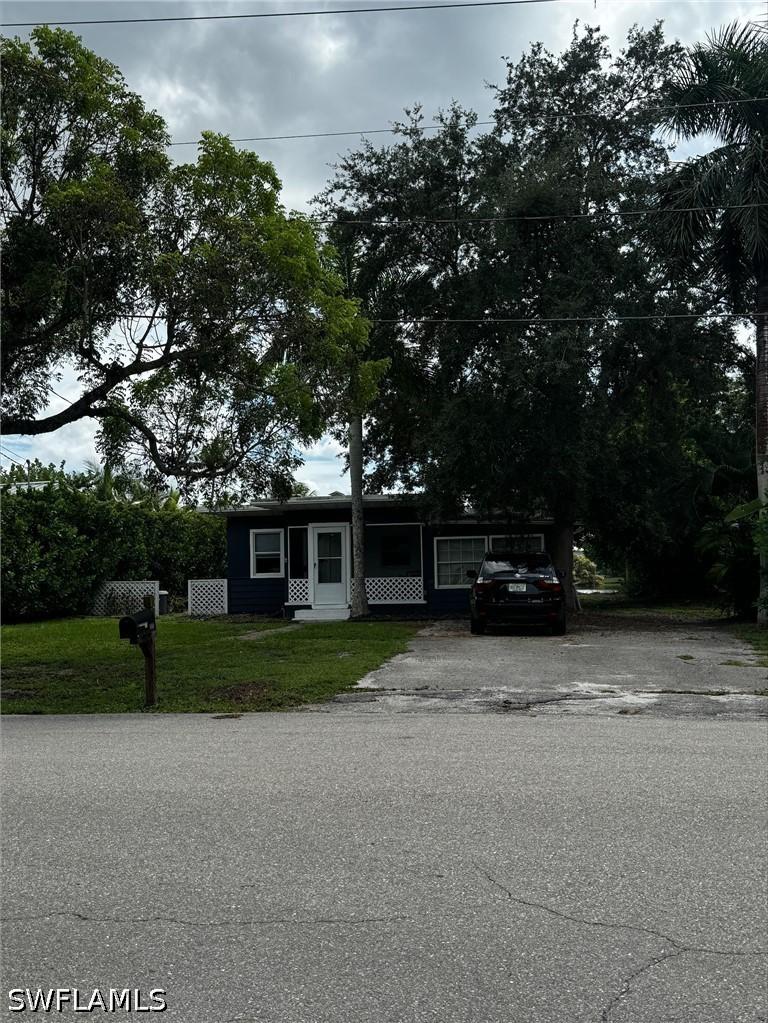 1166 12th Ave., Naples, FL 34102