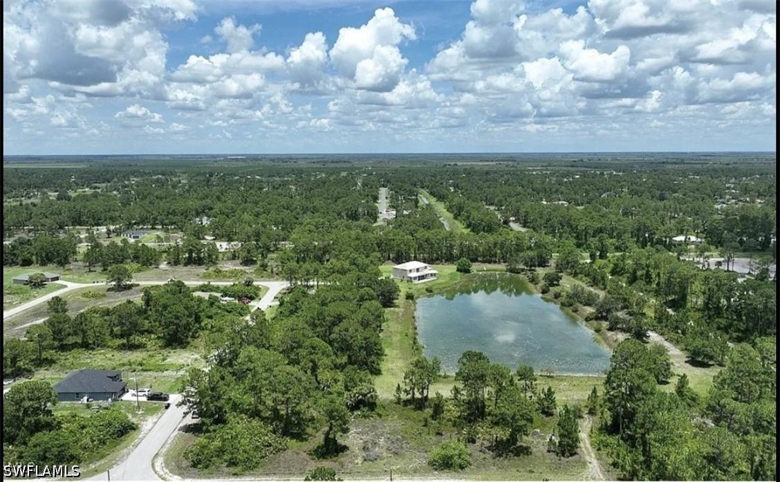 731 Azure Ave., Lehigh Acres, FL 33974