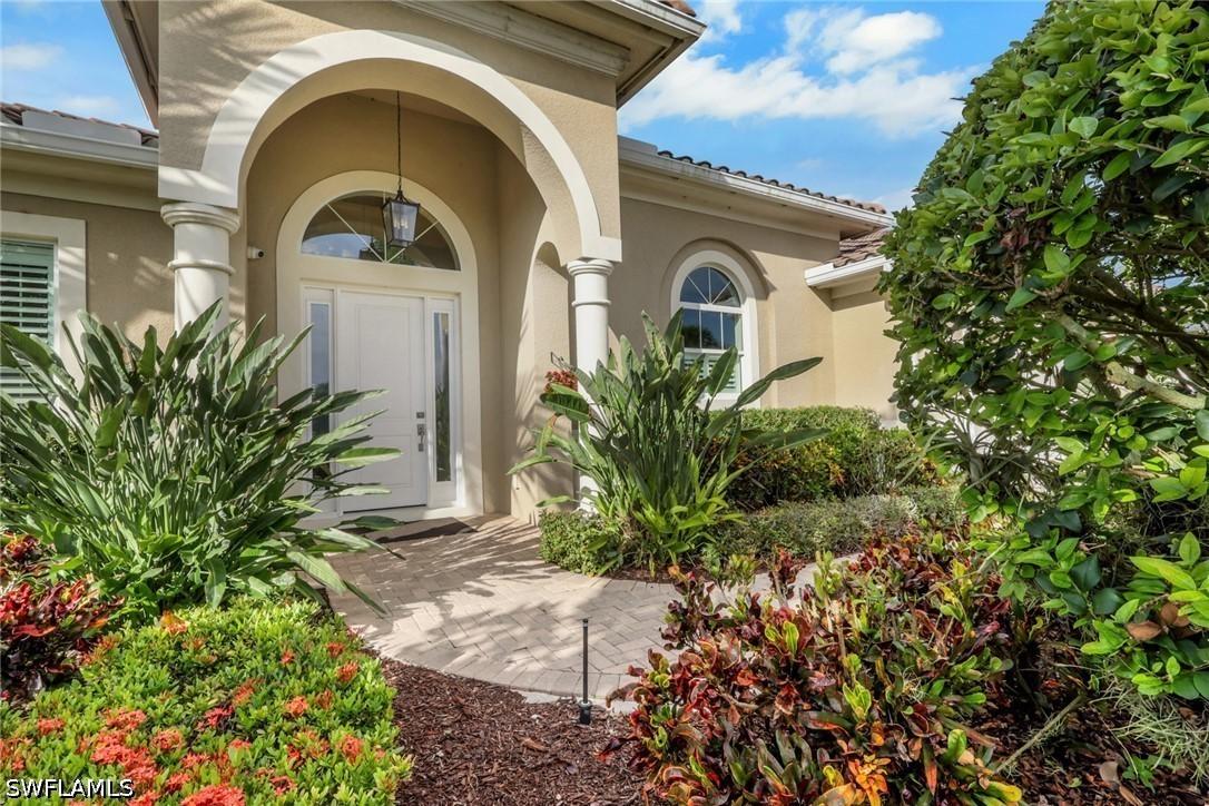 104 Forest Hills Blvd., Naples, FL 34113