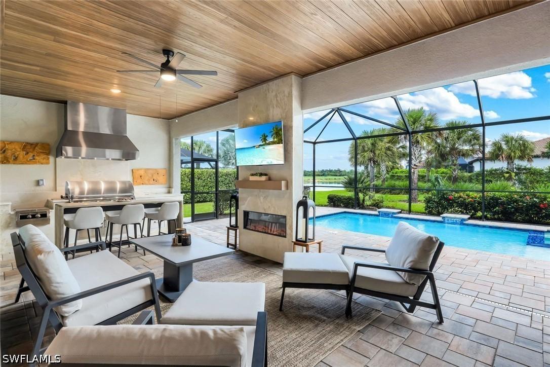 9151 Snowy Owl Way, Naples, FL 34120