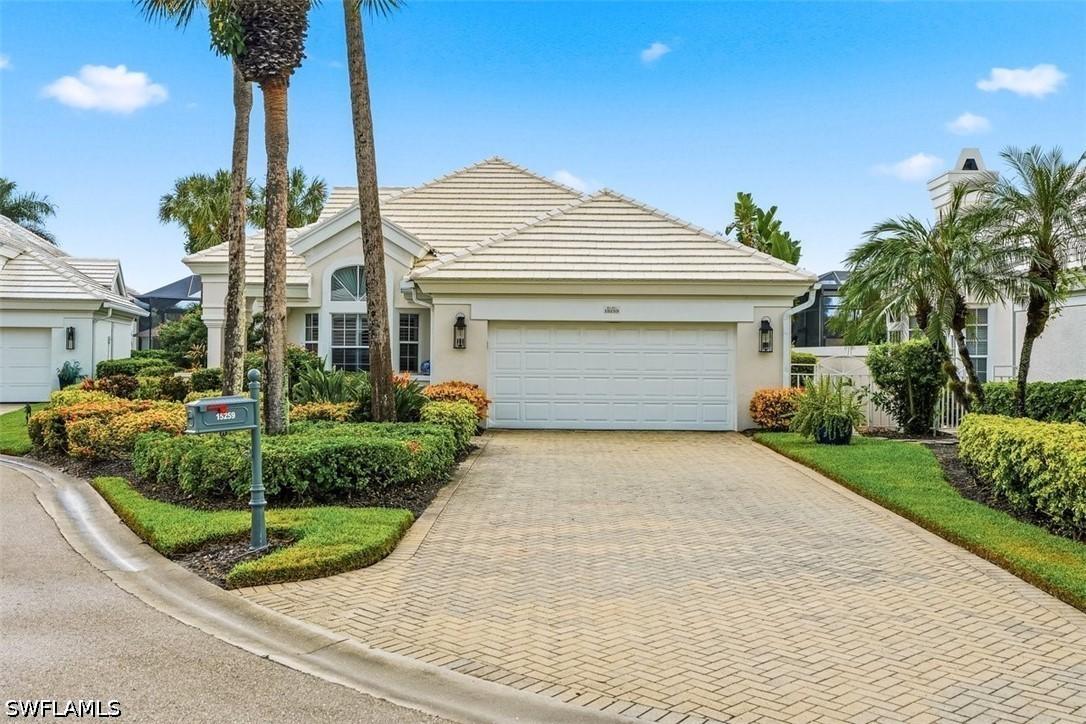 15259 Devon Green Ln., Naples, FL 34110