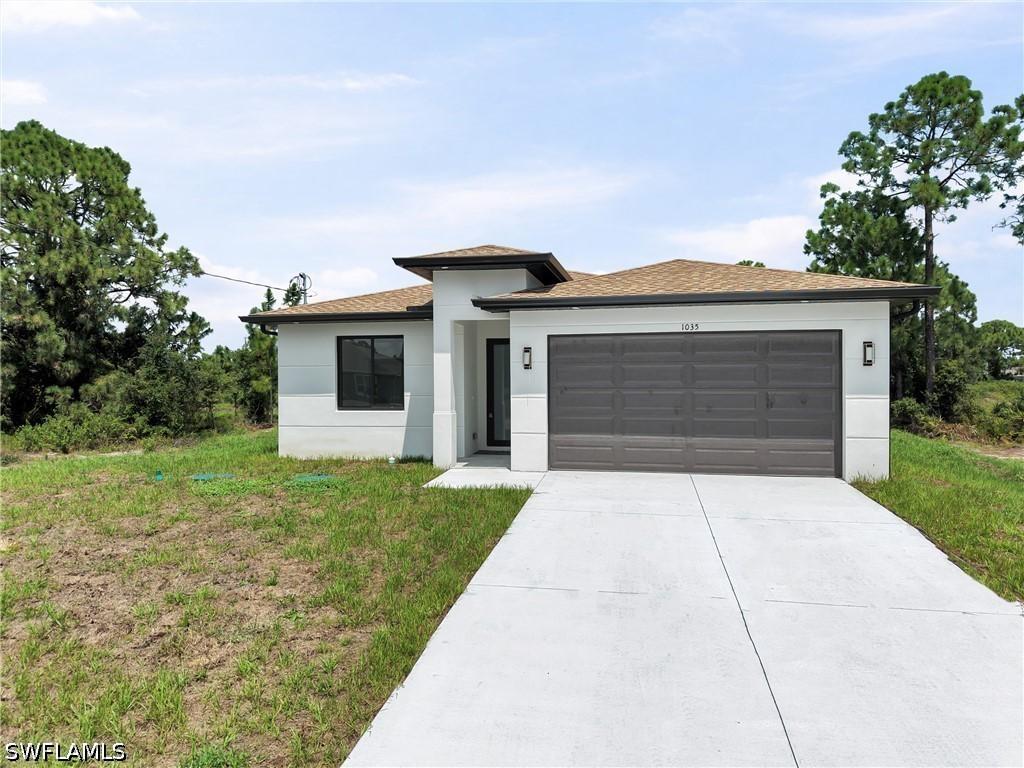 1035 Bandera St., Lehigh Acres, FL 33974