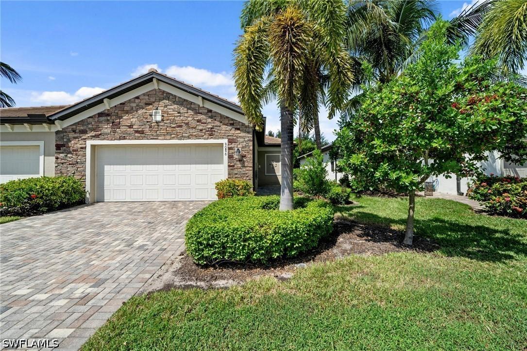 9086 Woodhurst Dr., Naples, FL 34120