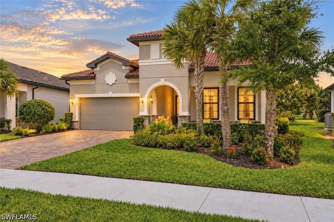 8881 Horned Lark Dr., Naples, FL 34120