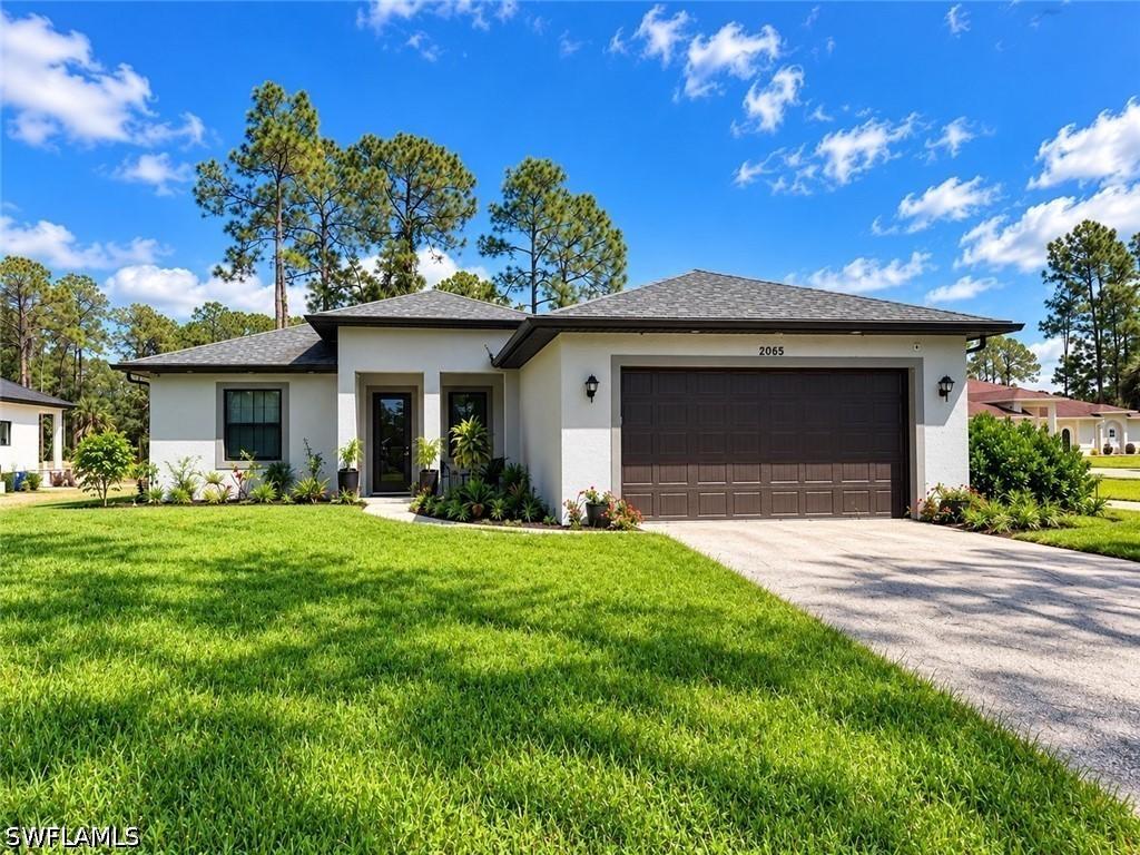 2065 18th Ave., Naples, FL 34120