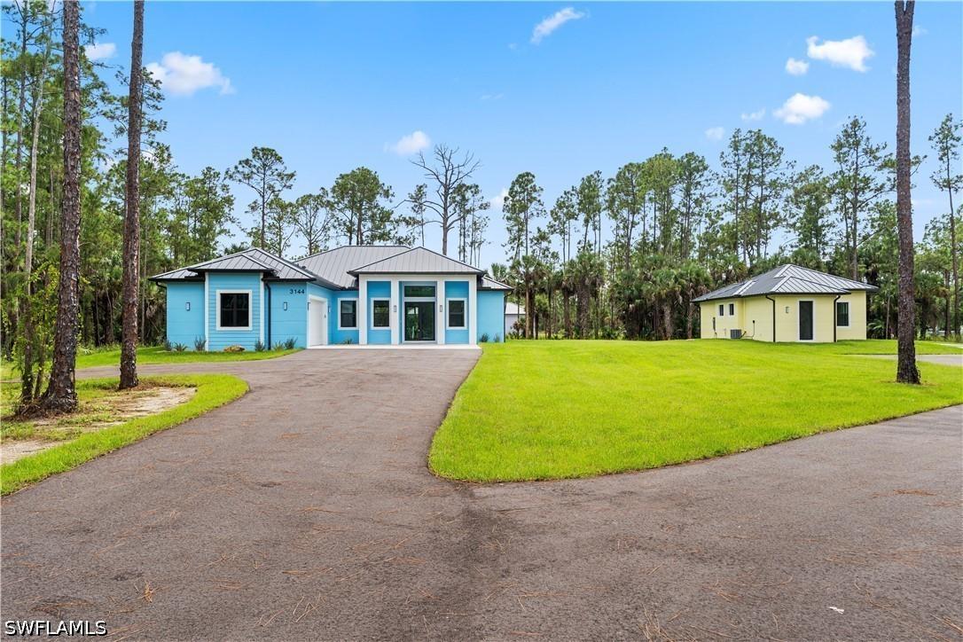 3144 10th Ave., Naples, FL 34120