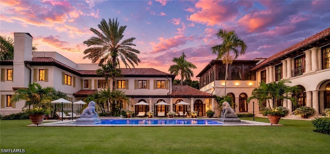 3200 Green Dolphin Ln., Naples, FL 34102