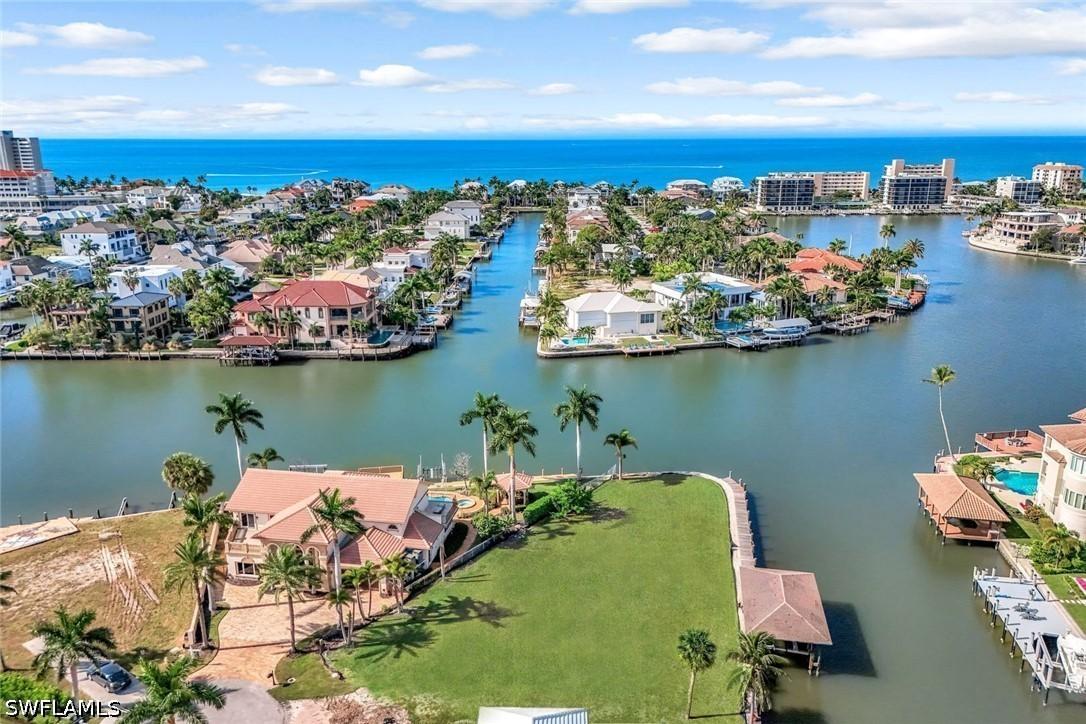 357 Germain Ave., Naples, FL 34108