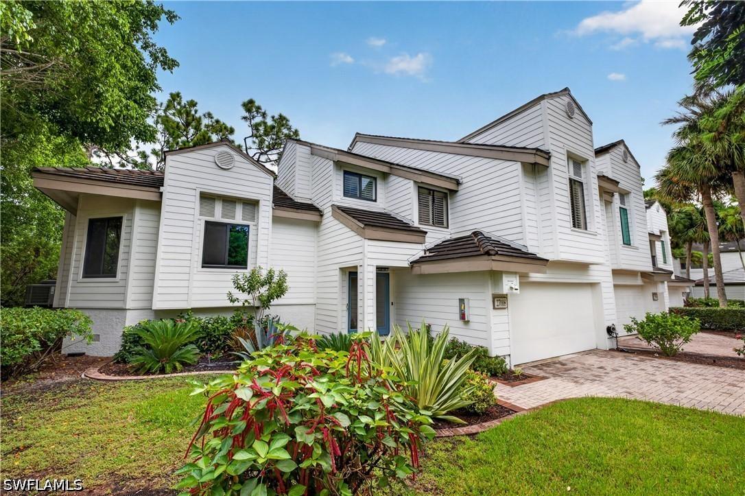 27008 Oakwood Lake Dr., Bonita Springs, FL 34134