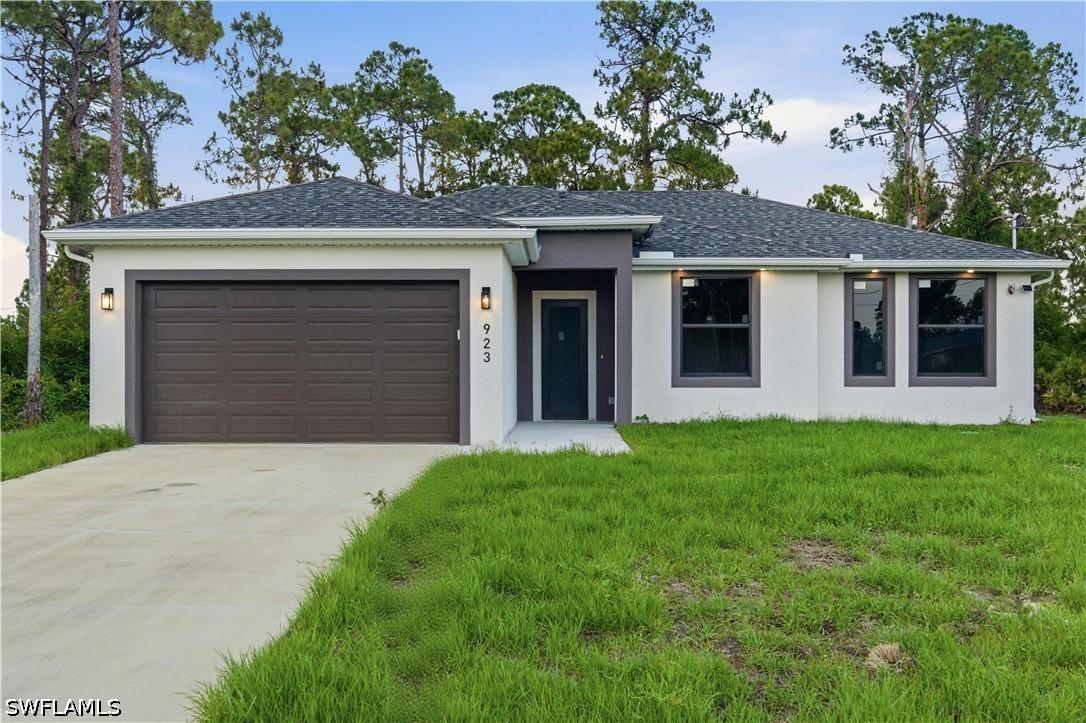 923 Milwaukee Blvd., Lehigh Acres, FL 33974