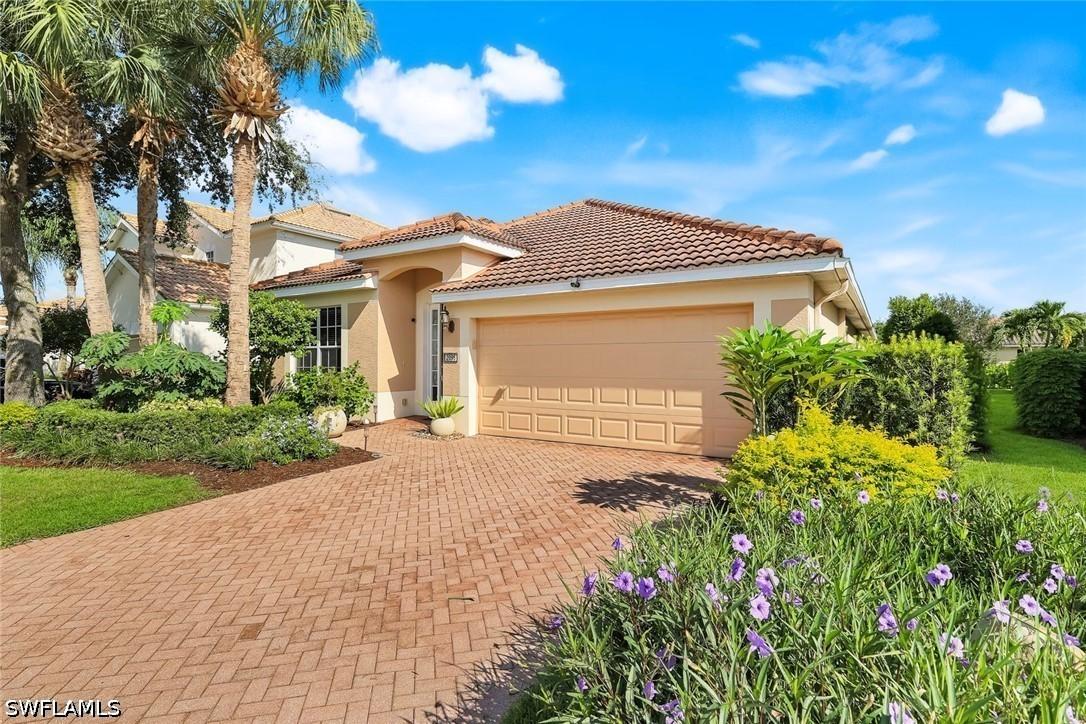 2095 Sagebrush Cir., Naples, FL 34120