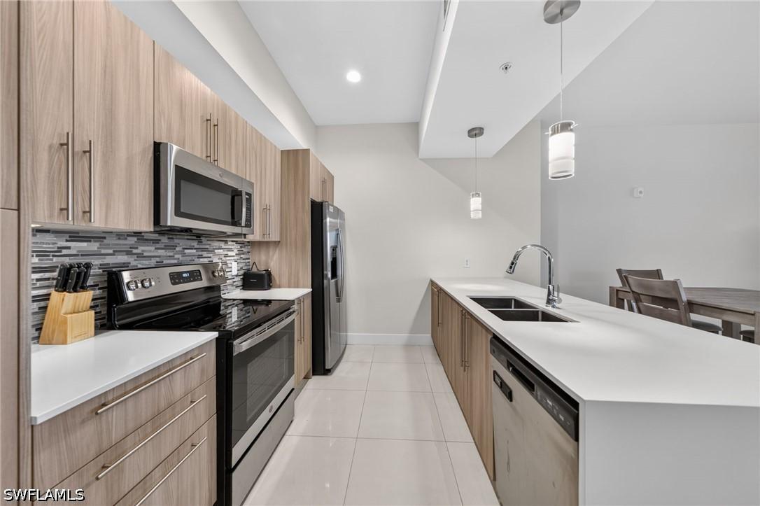 15901 Royal Pointe Ln. #405, Fort Myers, FL 33908