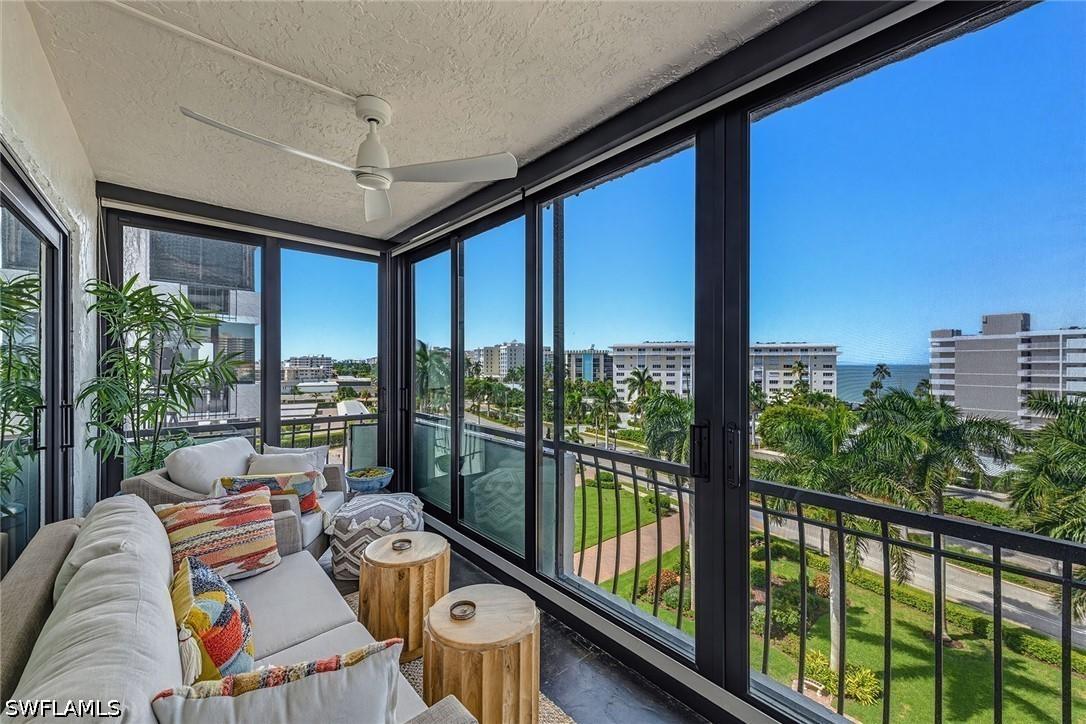 3430 Gulf Shore Blvd. #6J, Naples, FL 34103