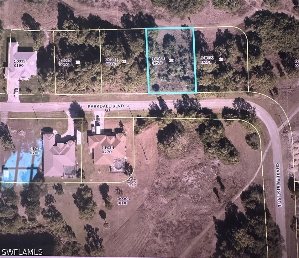 647 Parkdale Blvd., Lehigh Acres, FL 33974