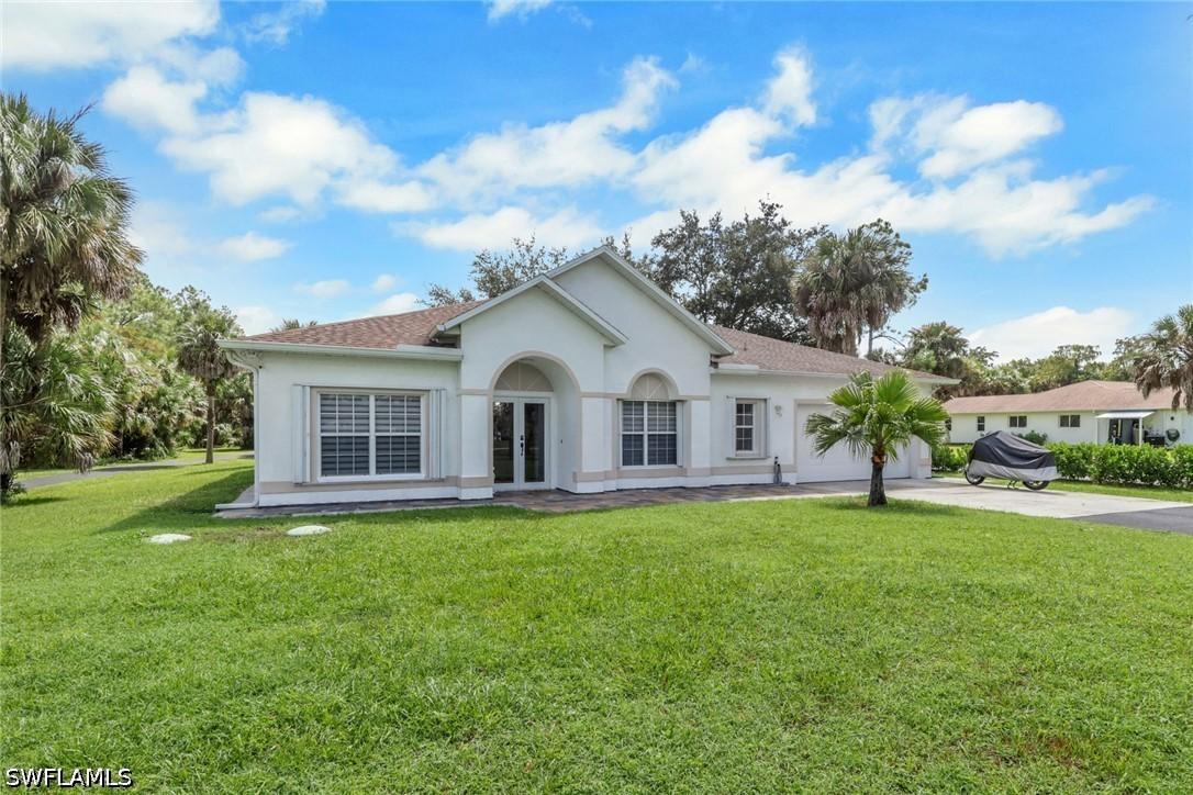 330 17th St., Naples, FL 34117