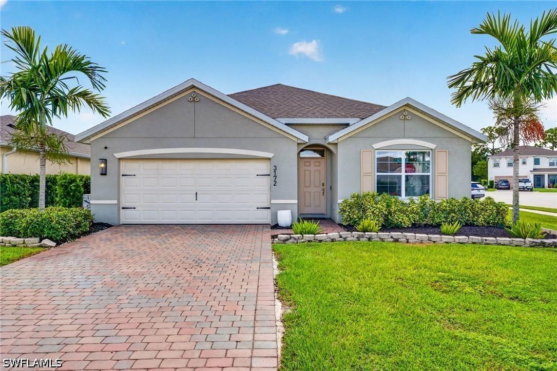 3172 Estancia Ln., Cape Coral, FL 33909