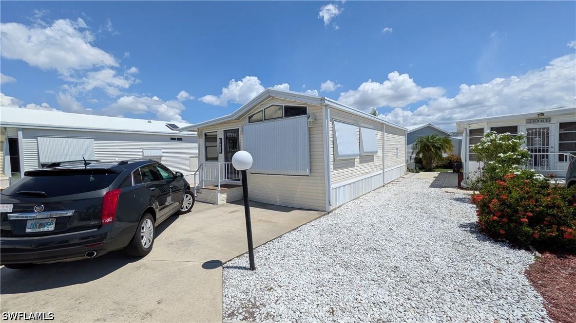 20157 Lime Tree Ln., Estero, FL 33928