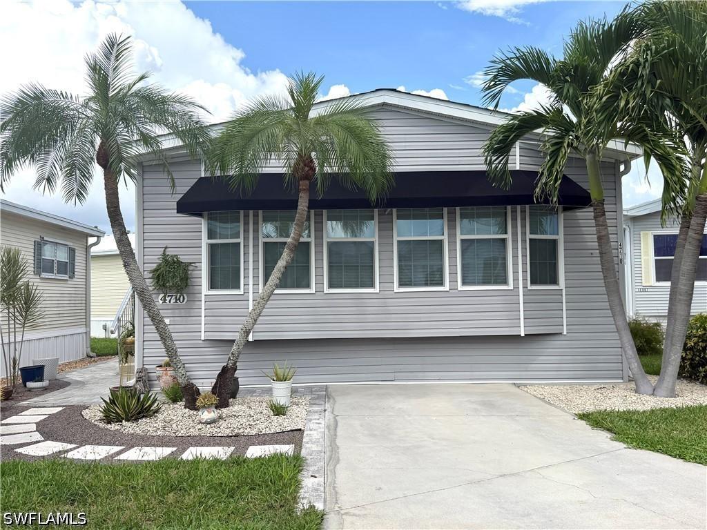 4710 Lafayette Ln., Estero, FL 33928