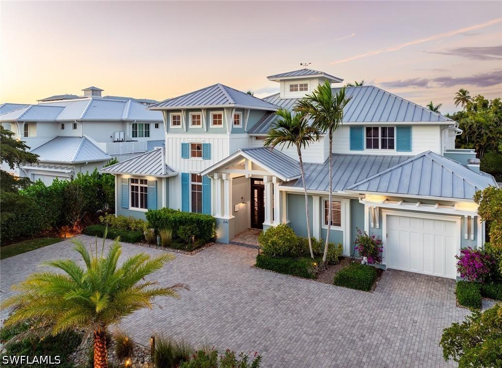 241 7th Ave., Naples, FL