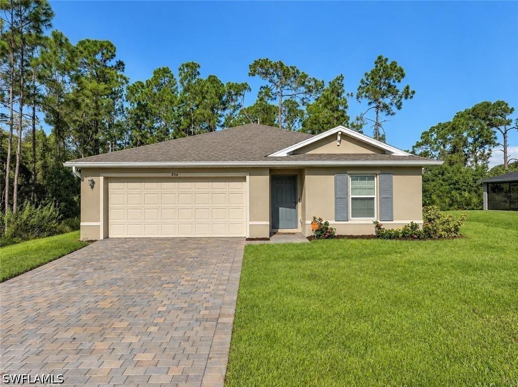 806 Gaylord Ave., Lehigh Acres, FL 33974