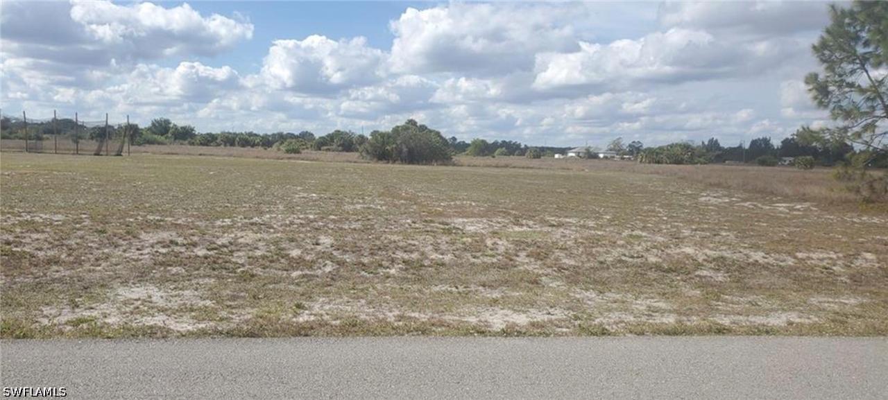 1705 Irving Ave., Lehigh Acres, FL 33972