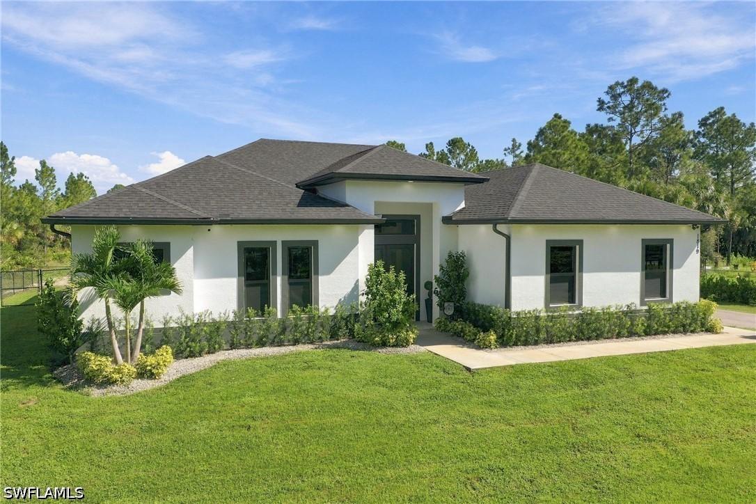 1819 12th Ave., Naples, FL 34120