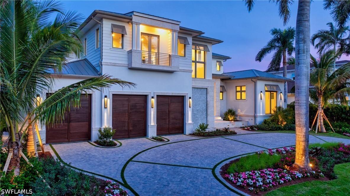 1935 5th St., Naples, FL 34102