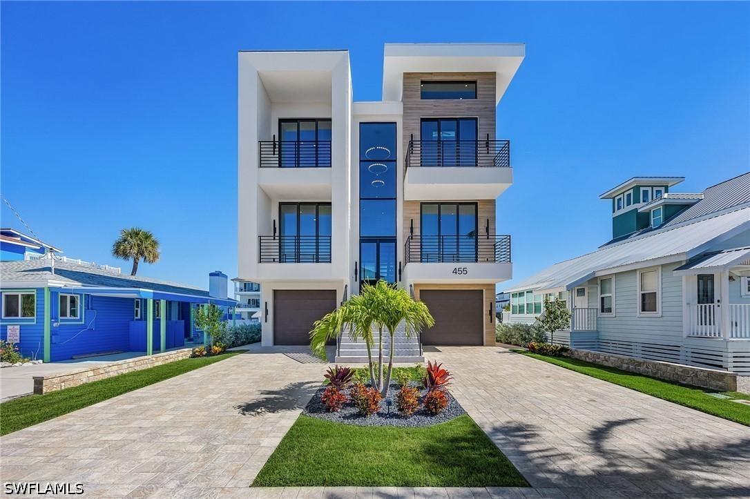 455 Palermo Cir., Fort Myers Beach, FL 33931
