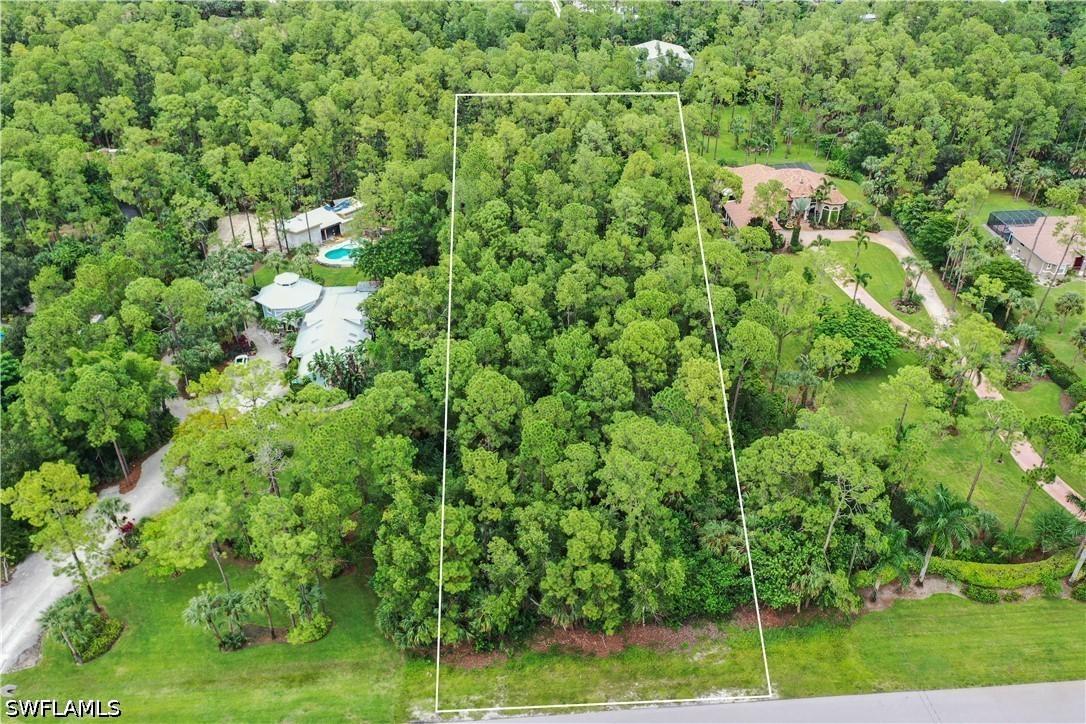 4265 7th Ave., Naples, FL 34119