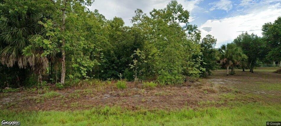 2050 Indian Hills Dr, Moore Haven, FL 33471