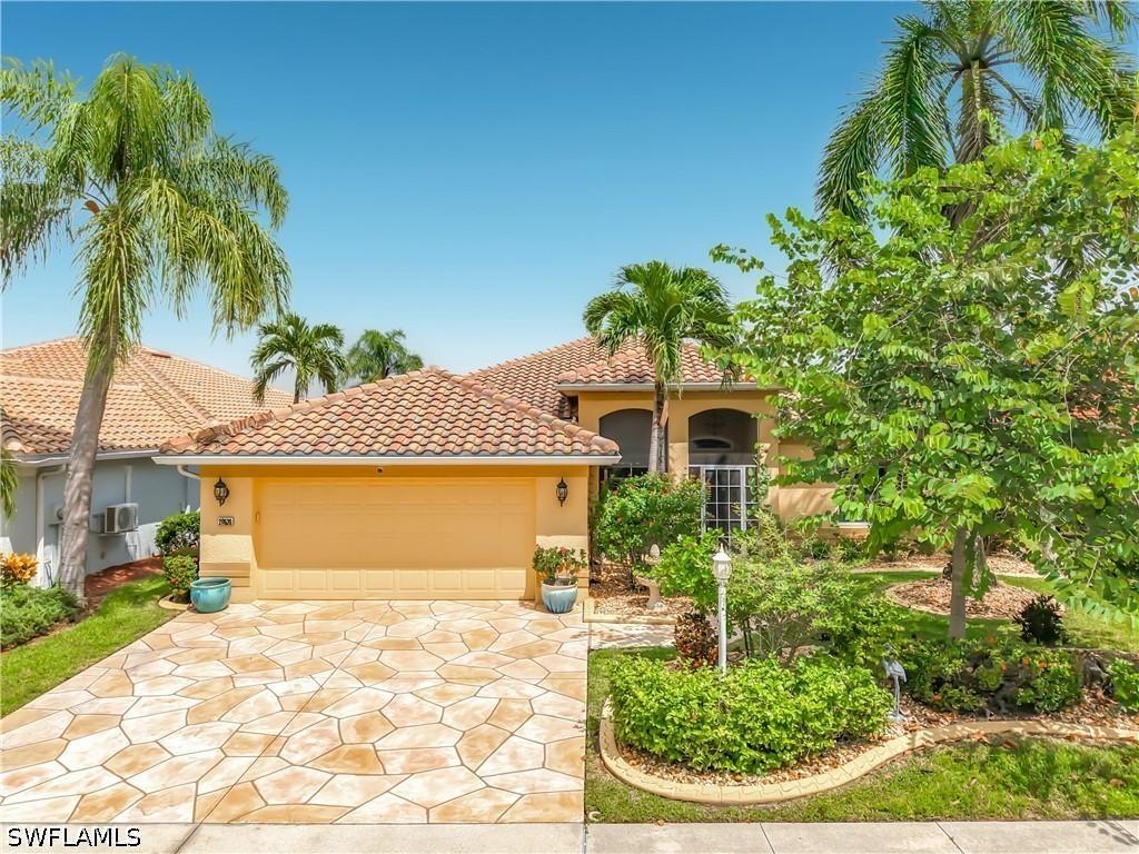 20630 Dennisport Ln., North Fort Myers, FL 33917